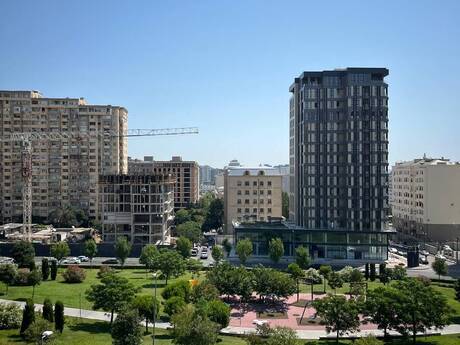3-комн. вторичка - м. Низами - 75 м²