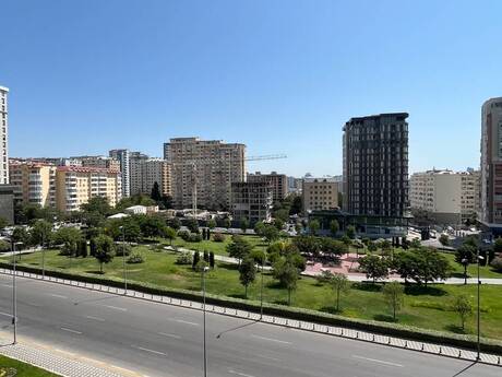 3-комн. вторичка - м. Низами - 75 м²