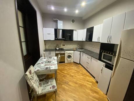 Kirayə 3 otaqlı mənzil, 140 m², Elmlər Akademiyası: 1 200 ₼/ay 4