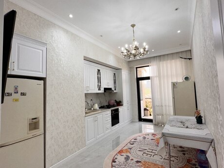 4 otaqlı mənzil, 164 m², Nizami: 790 000 ₼ 4