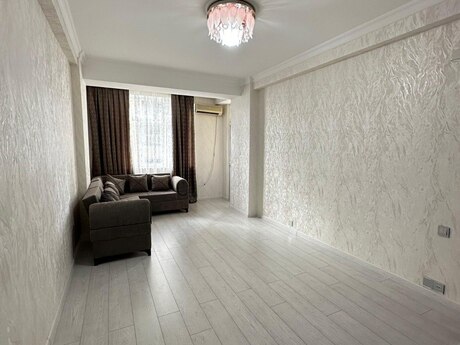2-комн. новостройка - м. Ази Асланов - 70 м²