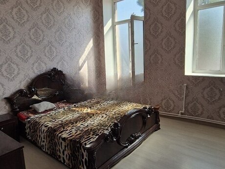 2-room apartment for rent, 70 m², Binəqədi: 450 ₼/mo 2