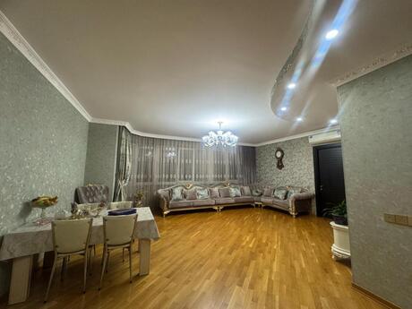 4 otaqlı mənzil, 200 m², Azadlıq Prospekti: 368 000 ₼ 2