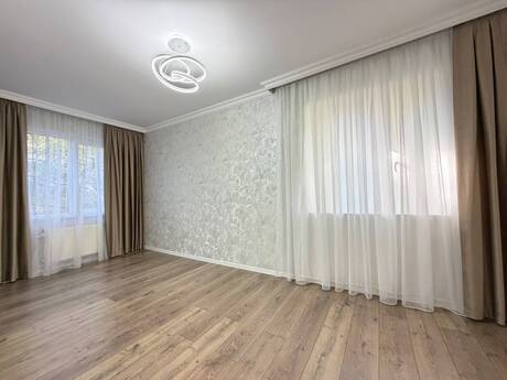 Elan №6318769 - Bakı, Neftçilər m., 3 otaqlı, 55 m², 2/5 mərtəbə