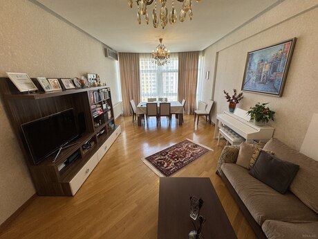 3 otaqlı mənzil, 104 m², Şah İsmayıl Xətai: 365 000 ₼ 2
