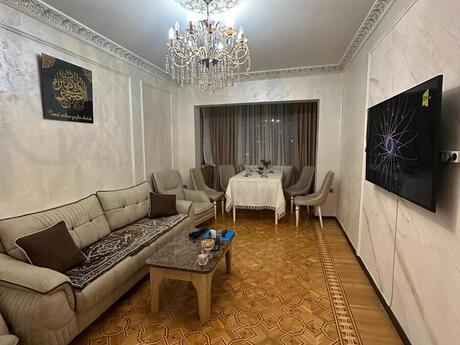 Объявление №6318811 - Баку, Хатаинский р., 4-комн., 100 м², 7/9 этаж