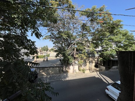 Elan №6318851 - Bakı, Bayıl q., 3 otaqlı, 69 m², 2/2 mərtəbə