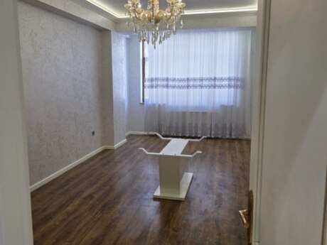 3-room apartment for rent, 95 m², Nəsimi: 1 050 ₼/mo 3
