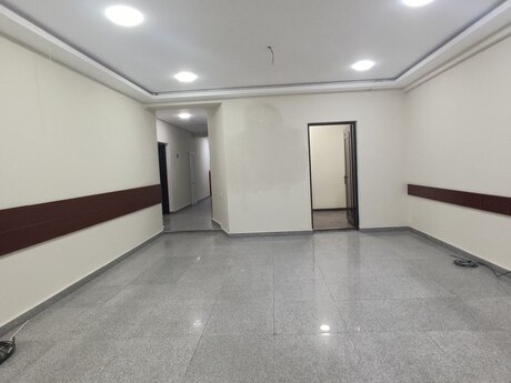 20 otaqlı ofis - 28 May m. - 1000 m²