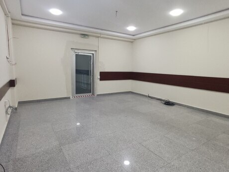20 otaqlı ofis - 28 May m. - 1000 m²