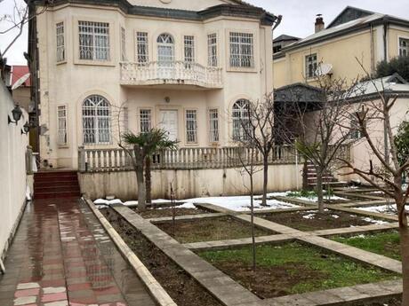 5 otaqlı həyət evi, 350 m², Xətai: 690 000 ₼ 2