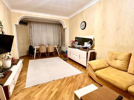 Объявление №6319256 - Баку, м. 8 ноября, 2-комн., 95 м², 3/12 этаж