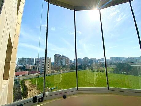 3 otaq · 200 m² · 5/14 mərtəbə, Nəsimi