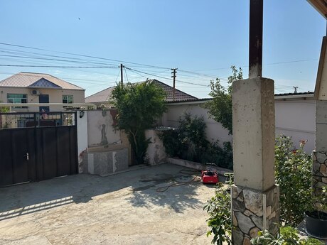4 otaqlı həyət evi, 120 m², Binə: 77 000 ₼ 2