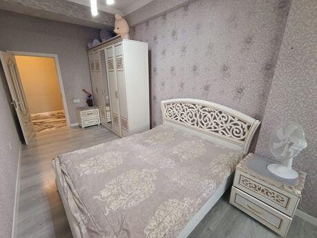 Объявление №6319579 - Баку, пос. Ази Асланова, 4-комн., 130 м², 10/15 этаж
