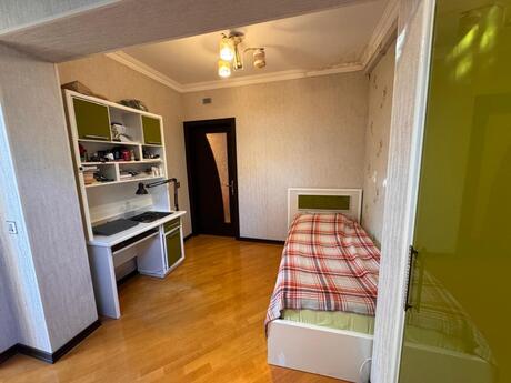 5 otaqlı mənzil, 120 m², Qara Qarayev: 300 000 ₼ 2