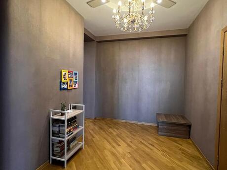 4 otaqlı mənzil, 140 m², Azadlıq Prospekti: 350 000 ₼ 4