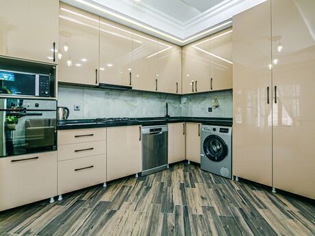 7-комнатная квартира, 210 м², Bayıl: 530 000 ₼ 4
