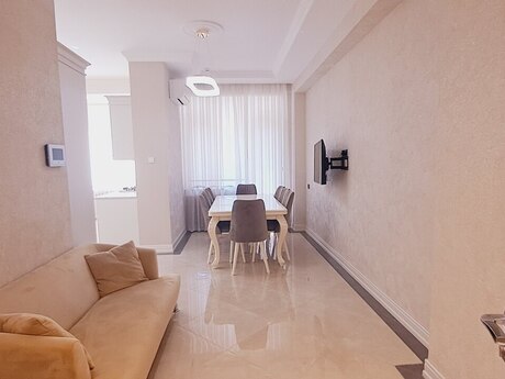 Kirayə 5 otaqlı mənzil, 210 m², Nərimanov: 2 500 ₼/ay 4