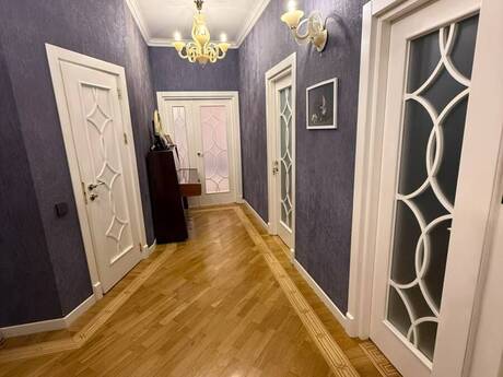 Elan №6287384 - Bakı, 28 May m., 3 otaqlı, 115 m², 10/12 mərtəbə