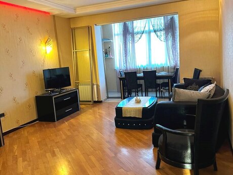 4-room apartment, 155 m², Nizami: 450 000 ₼ 4