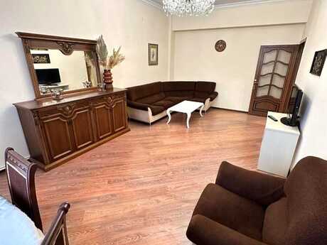 Elan №6320334 - Bakı, Nizami m., 3 otaqlı, 100 m², 2/9 mərtəbə