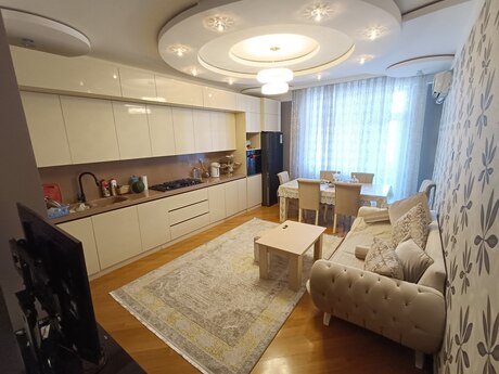 Elan №6320427 - Bakı, Şah İsmayıl Xətai m., 2 otaqlı, 80 m², 12/21 mərtəbə