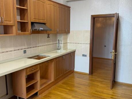 3-комнатная квартира, 125 м², Memar Əcəmi: 325 000 ₼ 4