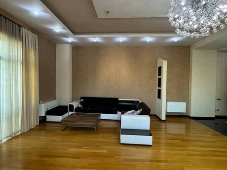 3-room apartment for rent, 164 m², Sahil: 2 100 ₼/mo 4