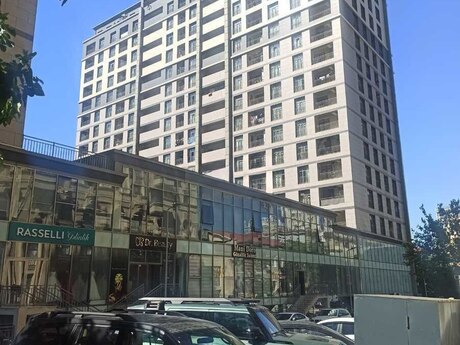 3-комнатная квартира, 148 м², 28 May: 474 000 ₼ 2