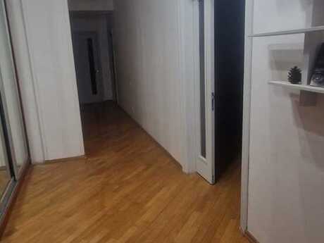3 otaqlı yeni tikili - 28 May m. - 140 m²