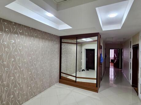 Kirayə 3 otaqlı mənzil, 134 m², Nizami: 999 ₼/ay 4