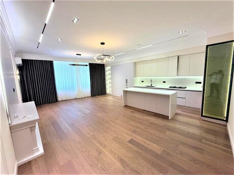 Elan №6320867 - Bakı, 28 May m., 4 otaqlı, 190 m², 13/23 mərtəbə