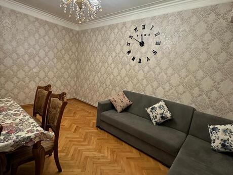 Kirayə 3 otaqlı mənzil, 70 m², Memar Əcəmi: 700 ₼/ay 3