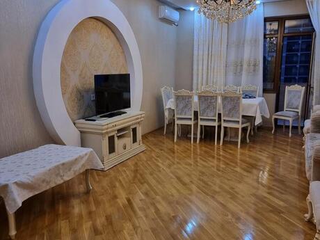Elan №6321017 - Bakı, Elmlər Akademiyası m., 3 otaqlı, 140 m², 4/18 mərtəbə