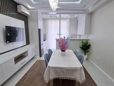 2-комнатная квартира, 64 м², West Town: 230 000 ₼ 5