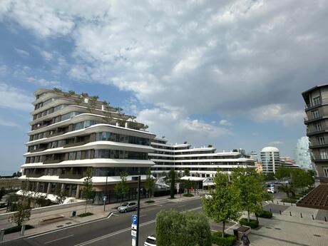 4 rooms · 177 m² · floor 6/8, Ağ şəhər