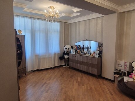 5-room apartment, 138 m², Neftçilər: 375 000 ₼ 3
