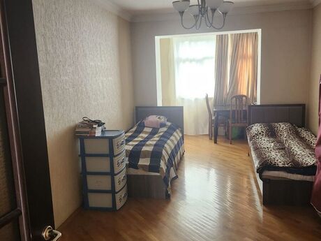 Elan №6321188 - Bakı, 28 May m., 3 otaqlı, 70 m², 5/5 mərtəbə