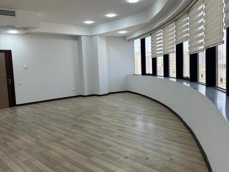 Elan №6321235 - Bakı, Nərimanov r., 4 otaqlı, 240 m²