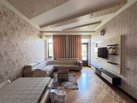 Elan №6321319 - Bakı, Sahil m., 2 otaqlı, 75 m², 3/4 mərtəbə