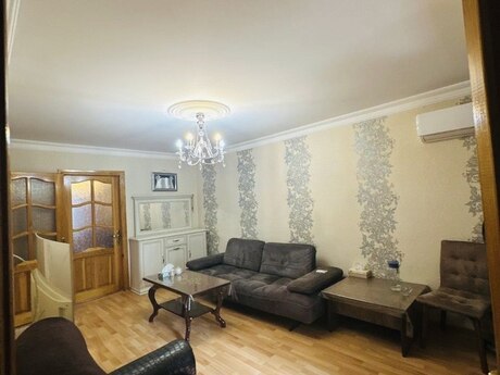 3 otaqlı köhnə tikili - Elmlər Akademiyası m. - 60 m²