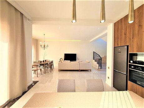 Royal Park kompleksində 4 otaqlı həyət evi kirayə verilir, 200 m², 6 000 AZN/ay, şəkil 3 / 12