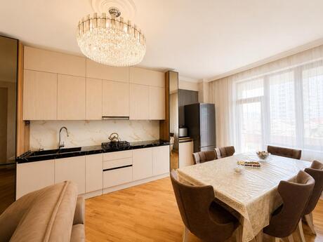Elan №6321537 - Bakı, Nəriman Nərimanov m., 3 otaqlı, 95 m², 5/14 mərtəbə
