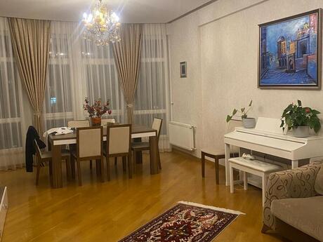 3 otaqlı mənzil, 103 m², Şah İsmayıl Xətai: 365 000 ₼ 2