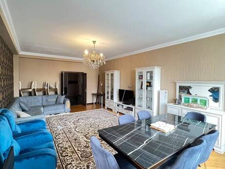 Elan №6321715 - Bakı, Elmlər Akademiyası m., 3 otaqlı, 150 m², 10/17 mərtəbə