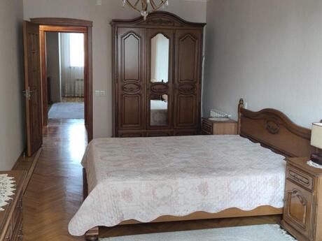 Kirayə 2 otaqlı mənzil, 70 m², 28 May: 850 ₼/ay 2