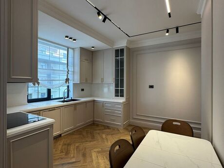 Продаётся 4-комнатная квартира в новостройке, ЖК Renessans Palace, 166 м², 895 000 AZN, фото 5 / 12