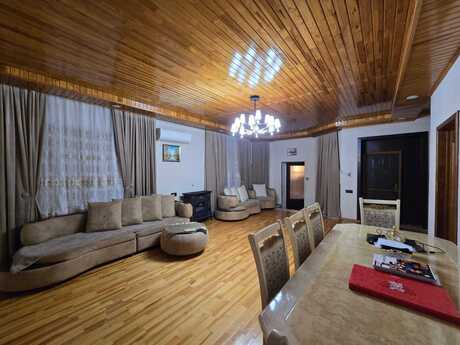 5 otaqlı həyət evi/bağ evi - Buzovna q. - 130 m²