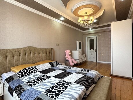 Kirayə 3 otaqlı mənzil, 130 m², Nəriman Nərimanov: 1 000 ₼/ay 4